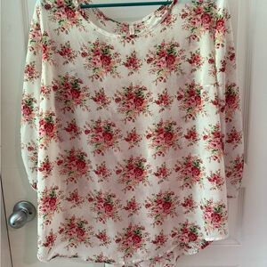 DNA Couture | EUC Floral Print Women's Top Size 3X